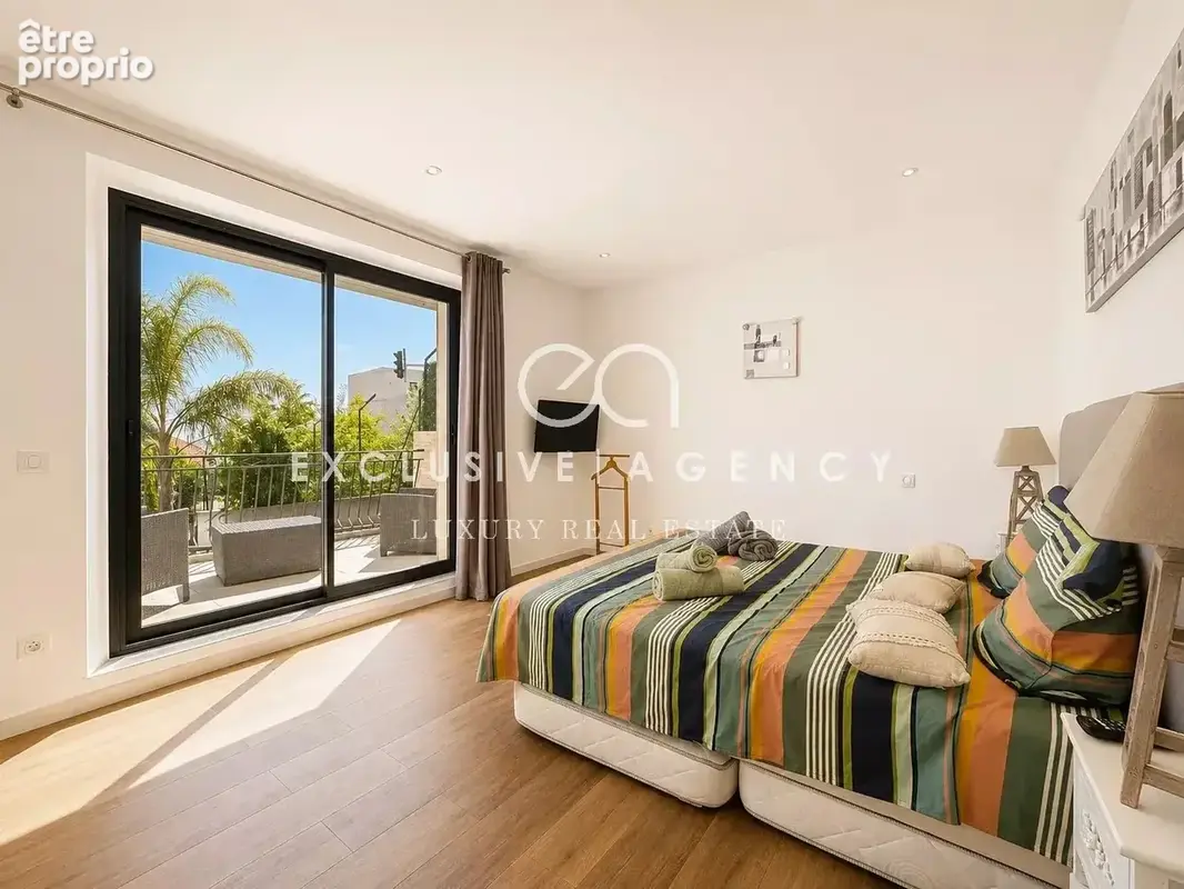 Cannes centre maison 5 pieces 140m² avec piscine - photo 11