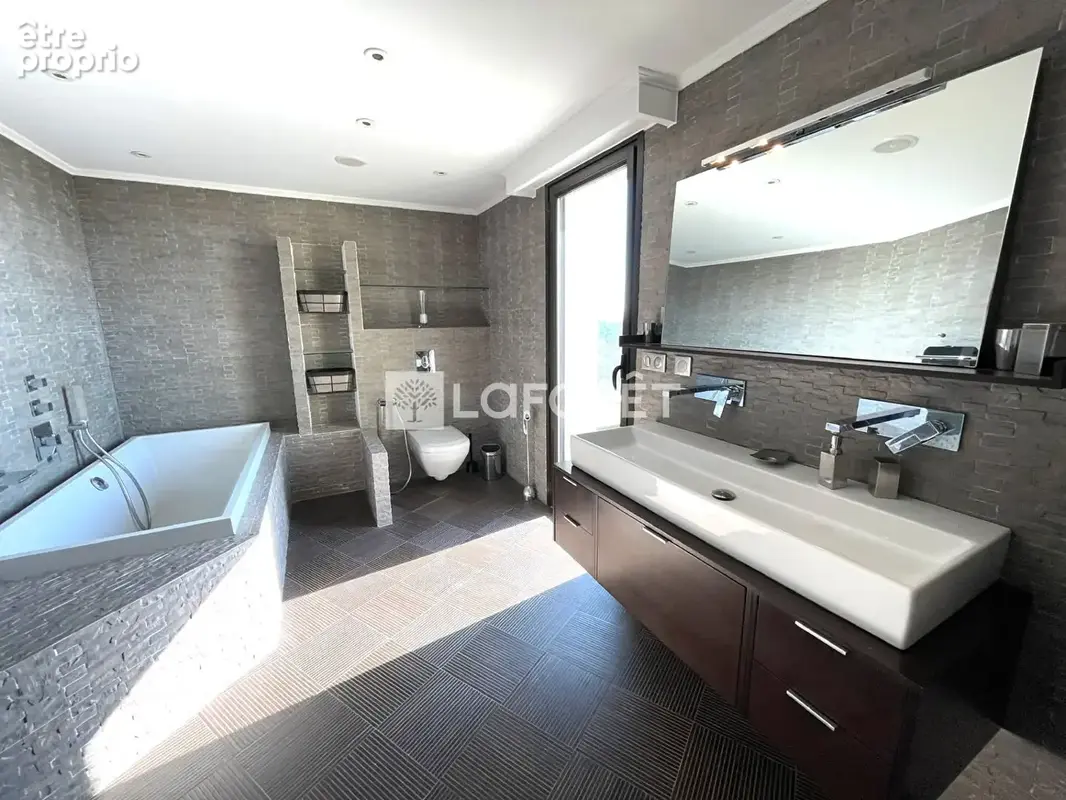 Villa La Gaude 7 pièce(s) 300 m2 - photo 6