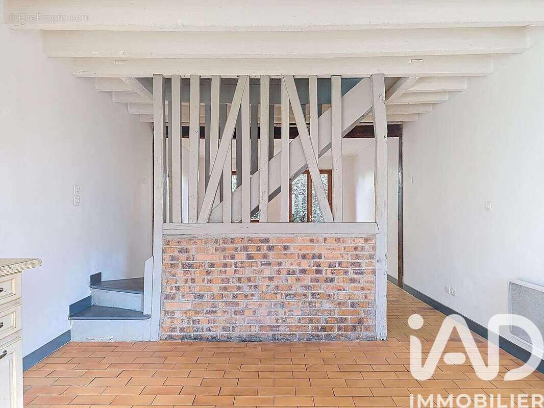 Photo 2 - Maison à CANTELEU