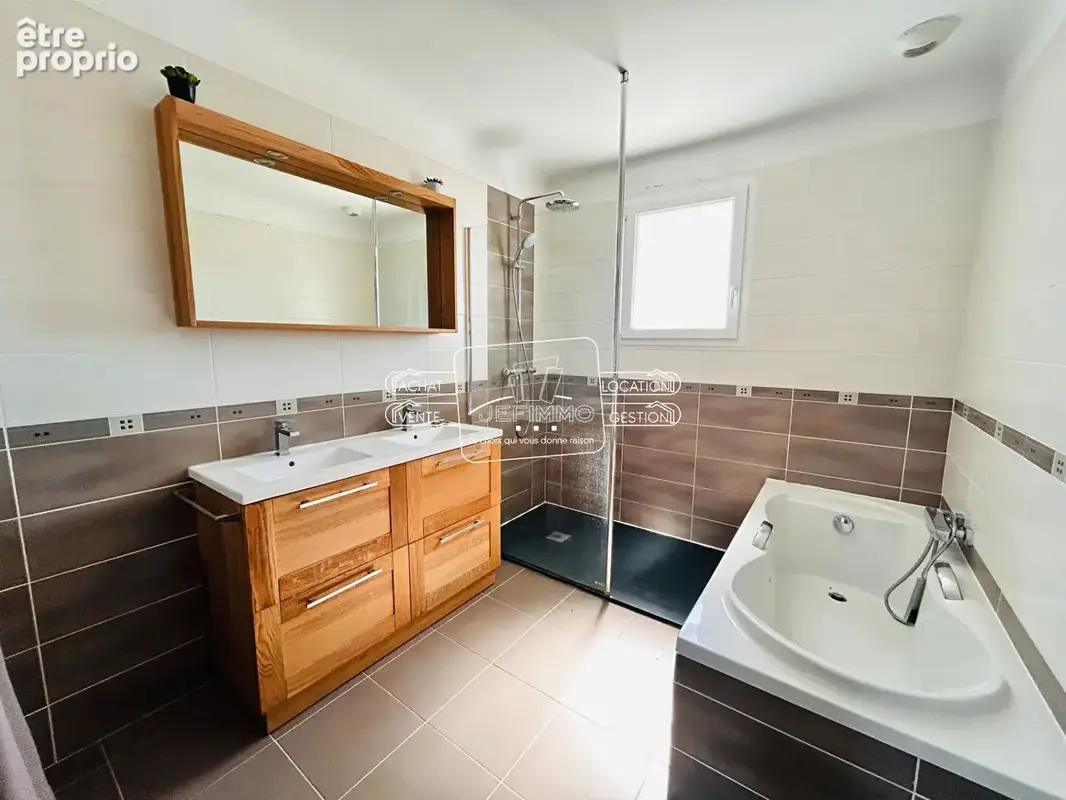 Maison Saint Julien De Concelles 7 pièce(s) 191.91 m2 - photo 5