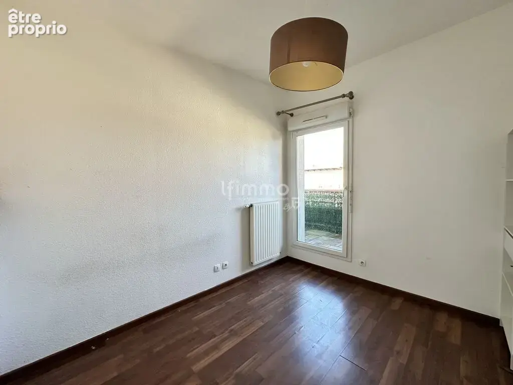 Duplex avec garage, terrasse & balcon – L’esprit maison à Pfasta - photo 6