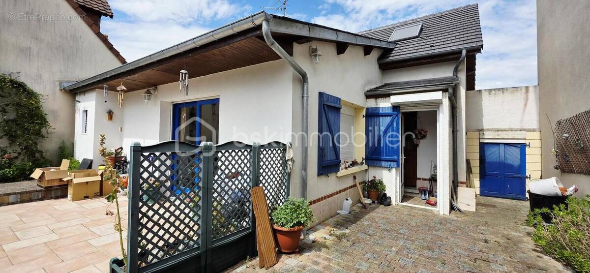 Maison à CAGNY