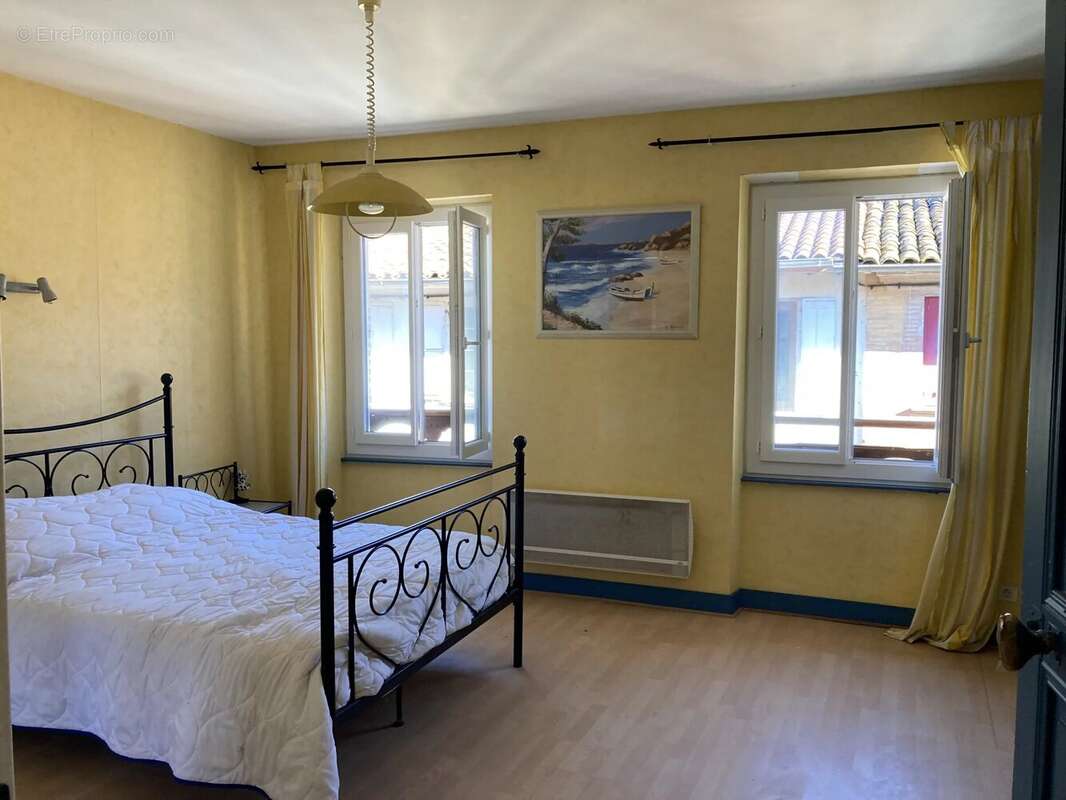 Maison à MONTESQUIEU-VOLVESTRE