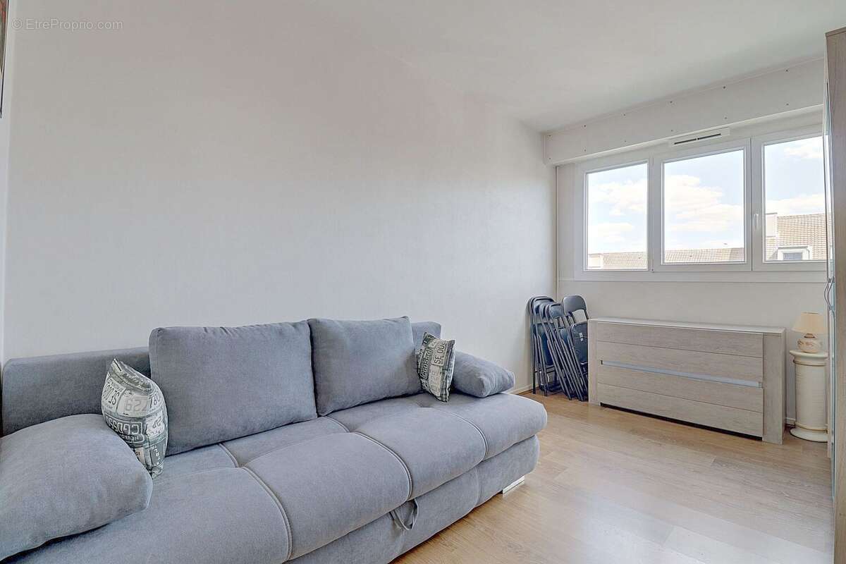 Appartement à VERNEUIL-SUR-SEINE