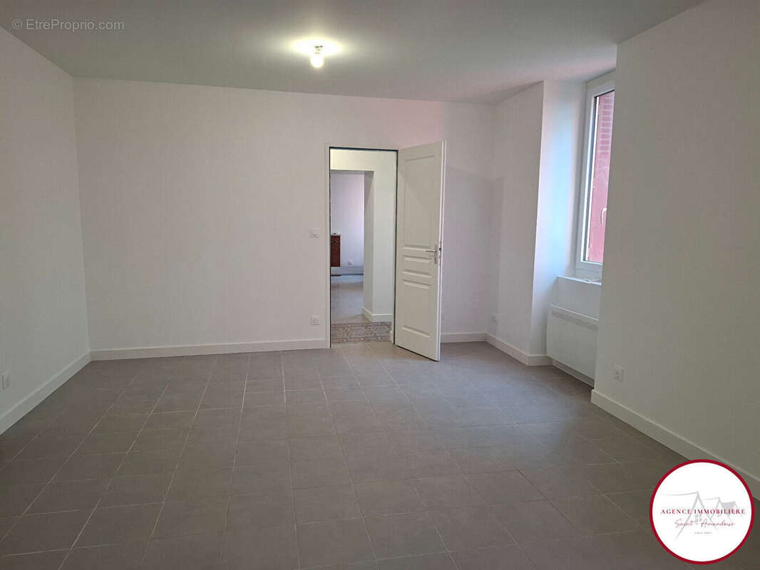 Maison à SAINT-AMAND-MONTROND