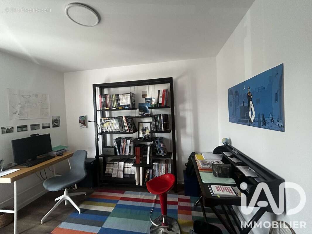 Photo 9