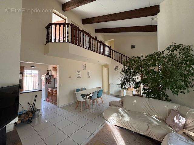   - Maison à TOULOUGES