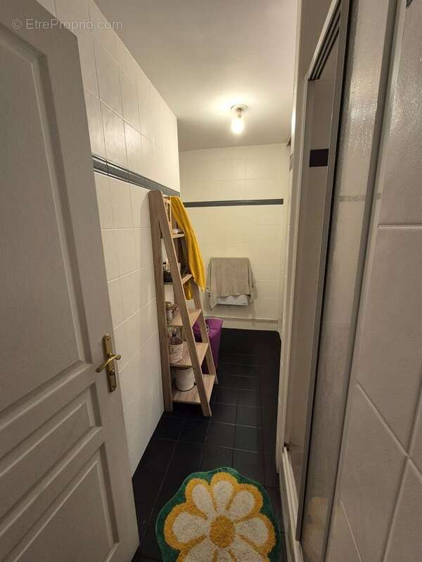 Appartement à LEVALLOIS-PERRET