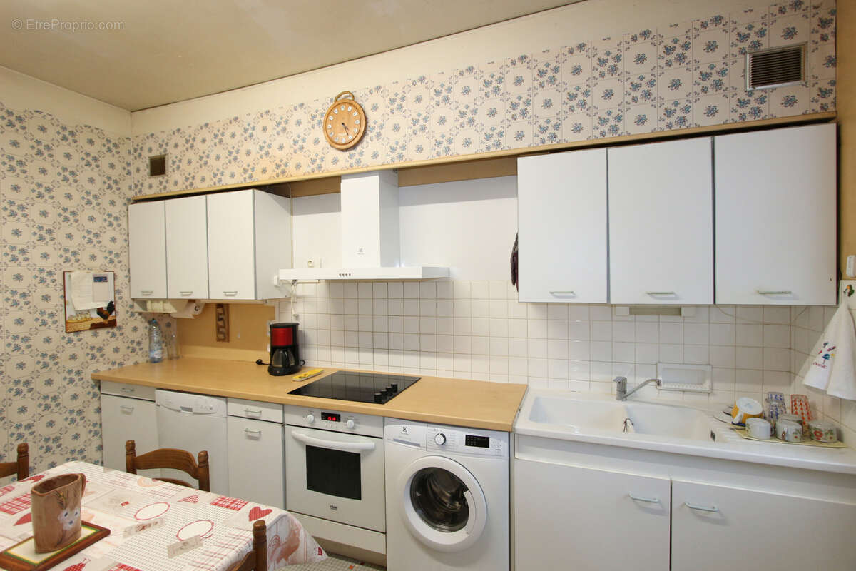 Maison à VARENNES-VAUZELLES