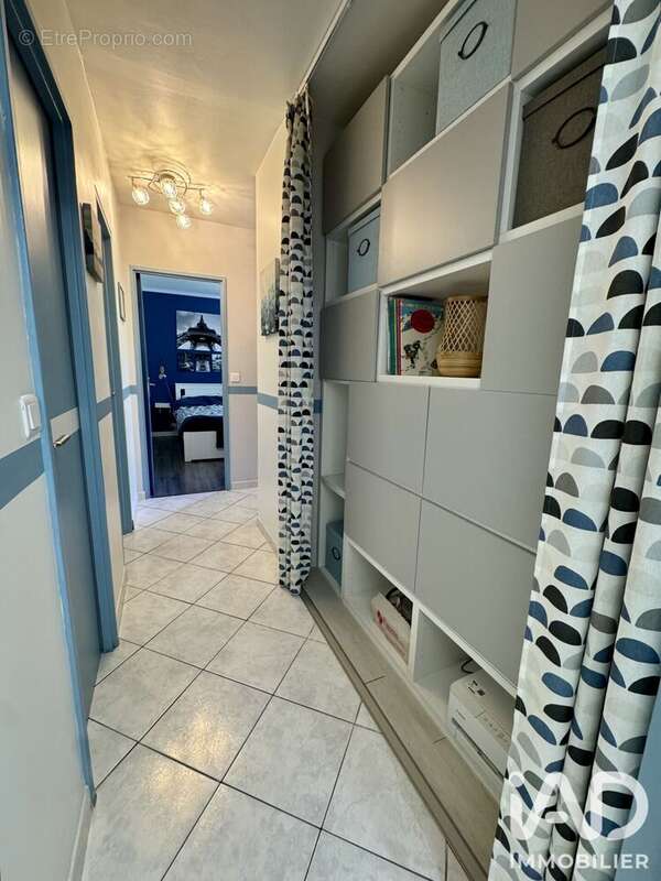 Photo 8 - Appartement à SAINTE-GENEVIEVE-DES-BOIS