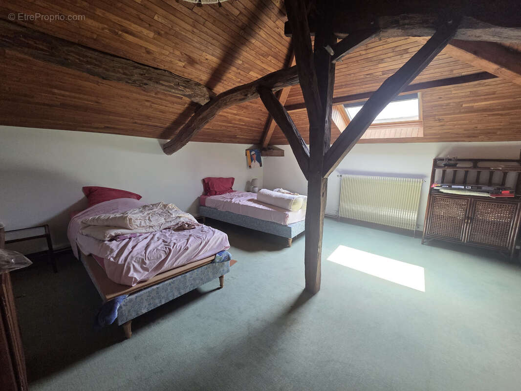 Maison de campagne en pierre du XVII? siècle avec piscine   À 5 minutes de Villeneuve-sur-Lot - photo 8