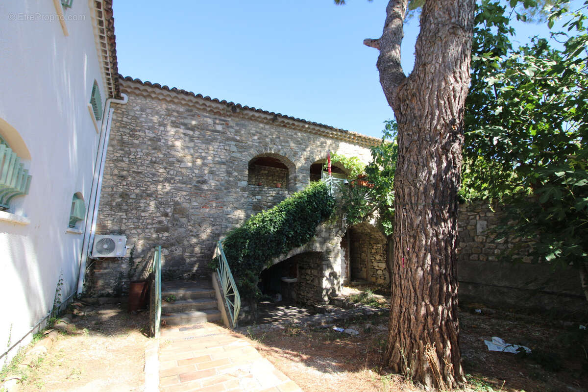 Maison à ROUSSON