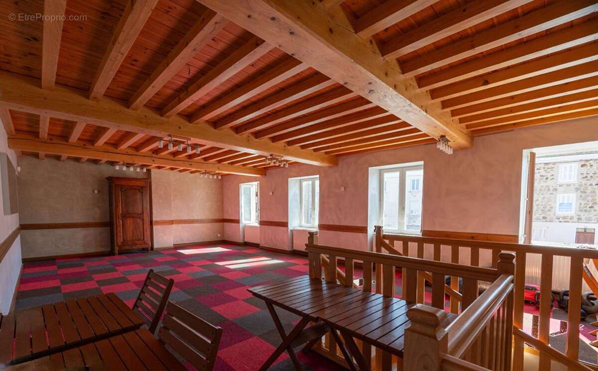 Maison à PANISSIERES