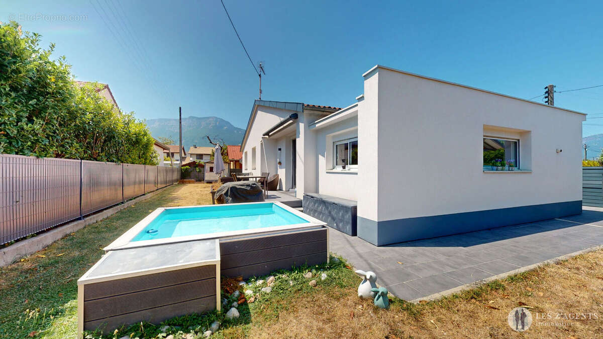 Maison Echirolles 5 pièces 105m² sur 413m² de terrain - photo 2