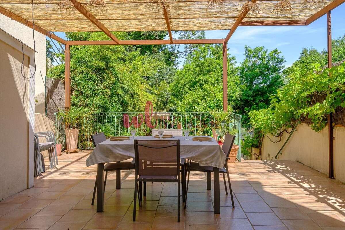 Maison à MARSEILLE-10E