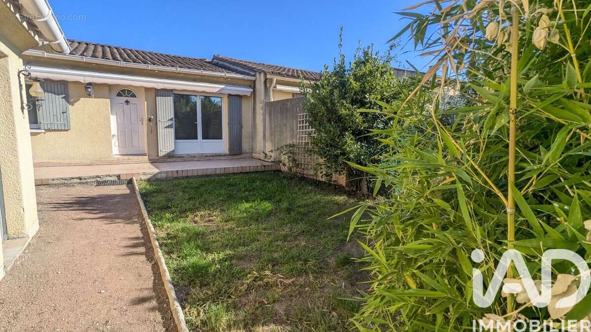 Photo 2 - Maison à L'ISLE-SUR-LA-SORGUE