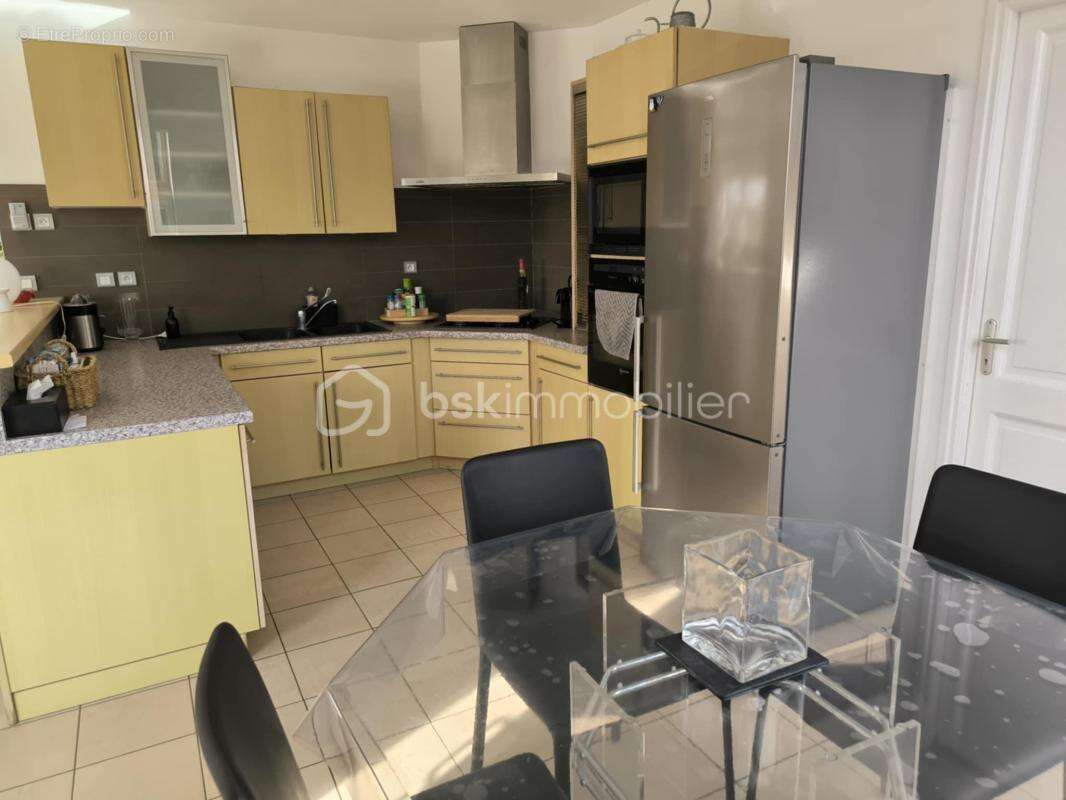 Maison à LA CAPELLE-LES-BOULOGNE