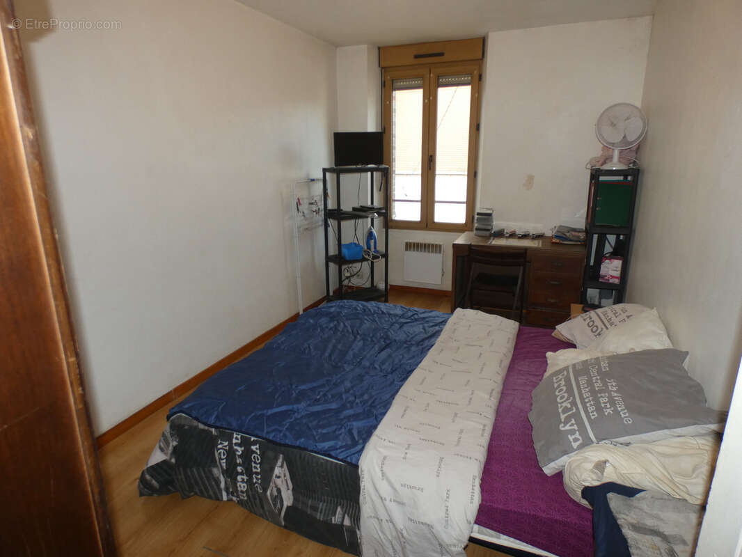Appartement à BRIENON-SUR-ARMANCON