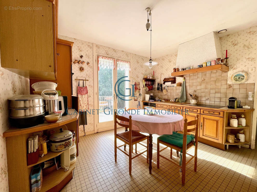 Maison à VERDELAIS