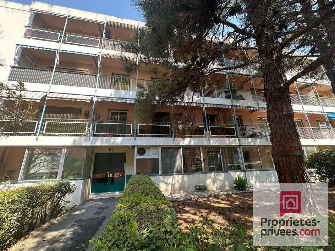 Appartement à SALON-DE-PROVENCE