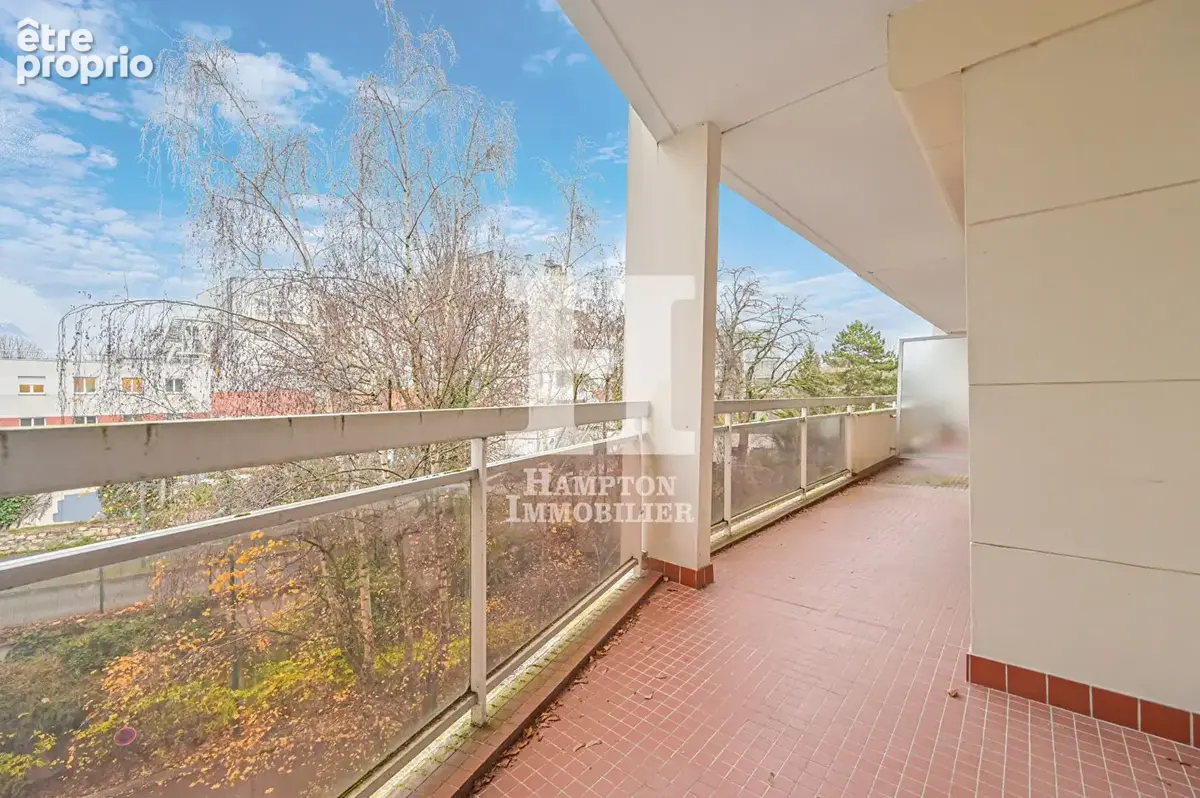 RER A Nogent sur Marne /  La Corniche. Appartement 2 pièces de 49.35M² avec un balcon de 15.9M² - photo 2