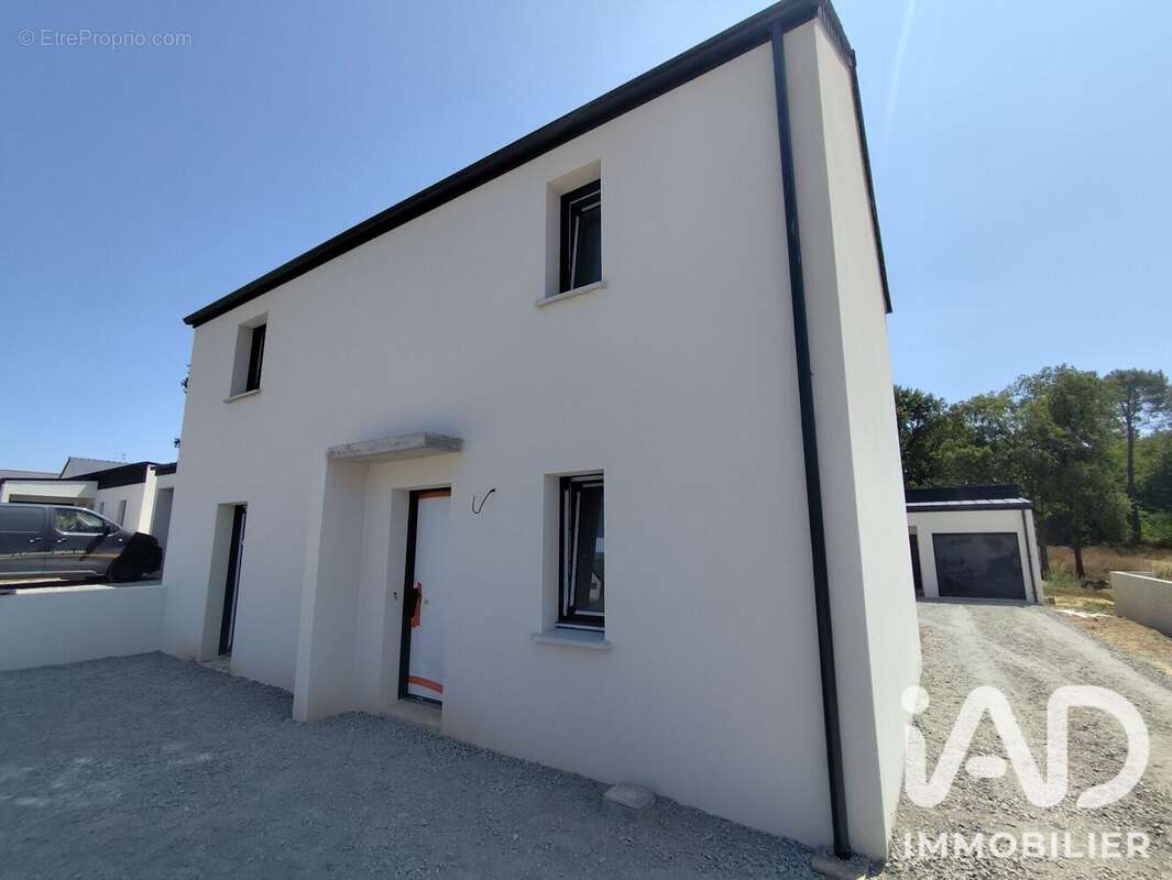 Maison 90 m² à Bains-Sur-Oust  - photo 5