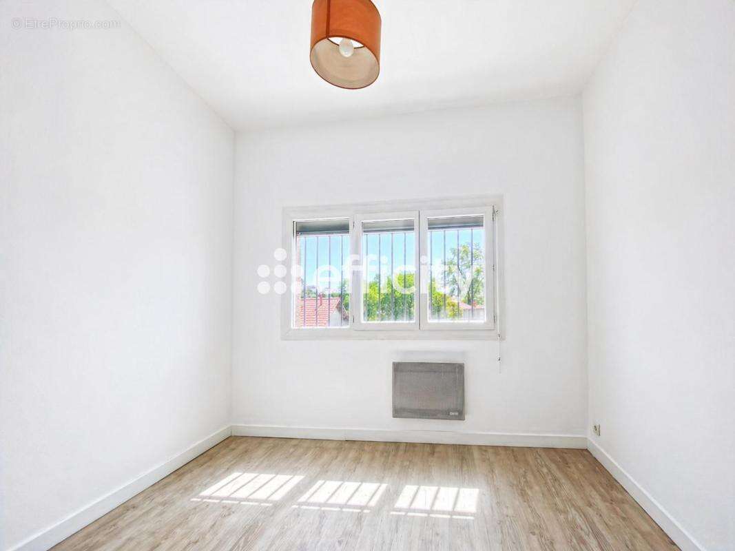 Appartement à MARSEILLE-14E