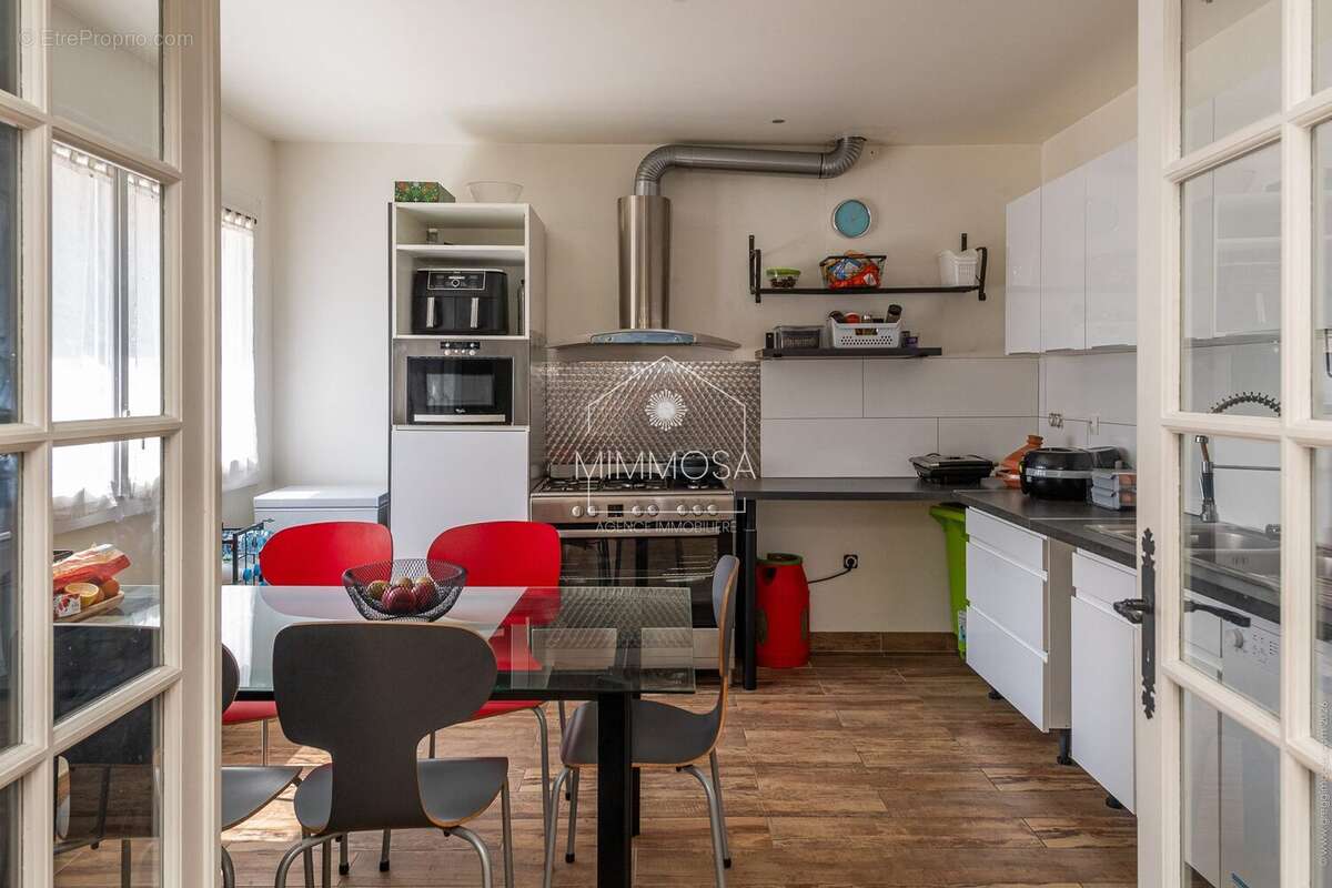 Maison à LES PAVILLONS-SOUS-BOIS