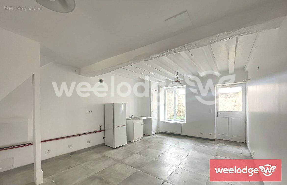 Maison 65 m² à Vaureal  - photo 1