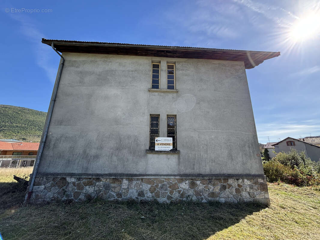 Maison à CHAMPFROMIER