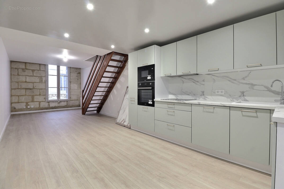 Appartement à BORDEAUX