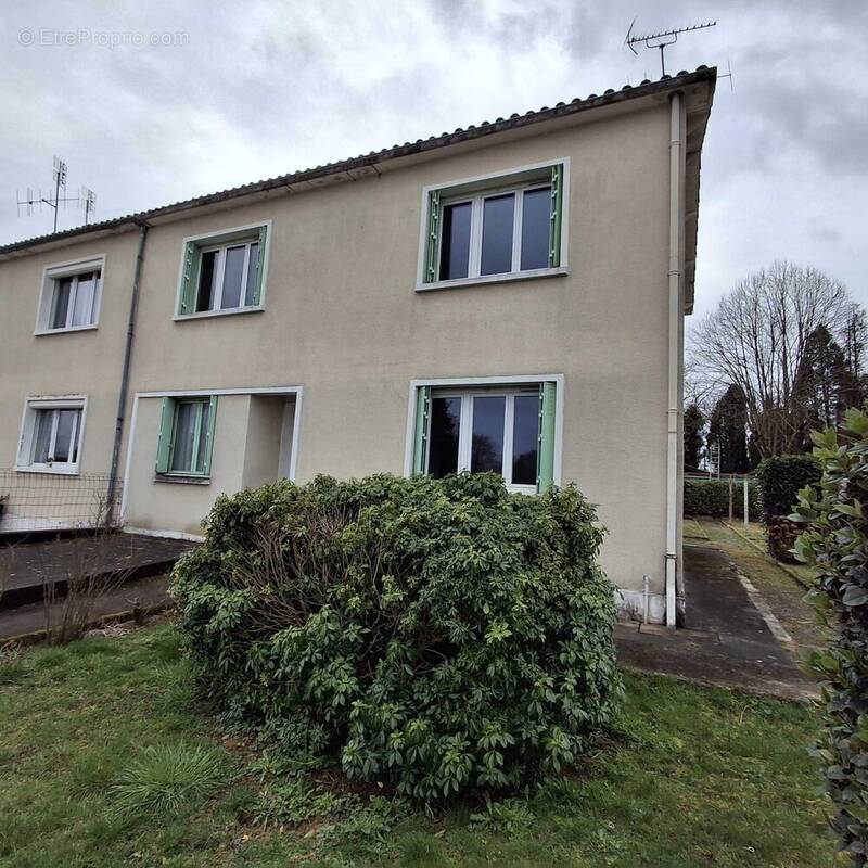 Maison à ROUMAZIERES-LOUBERT