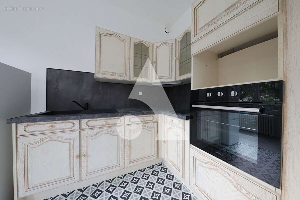 Appartement à CORBEIL-ESSONNES