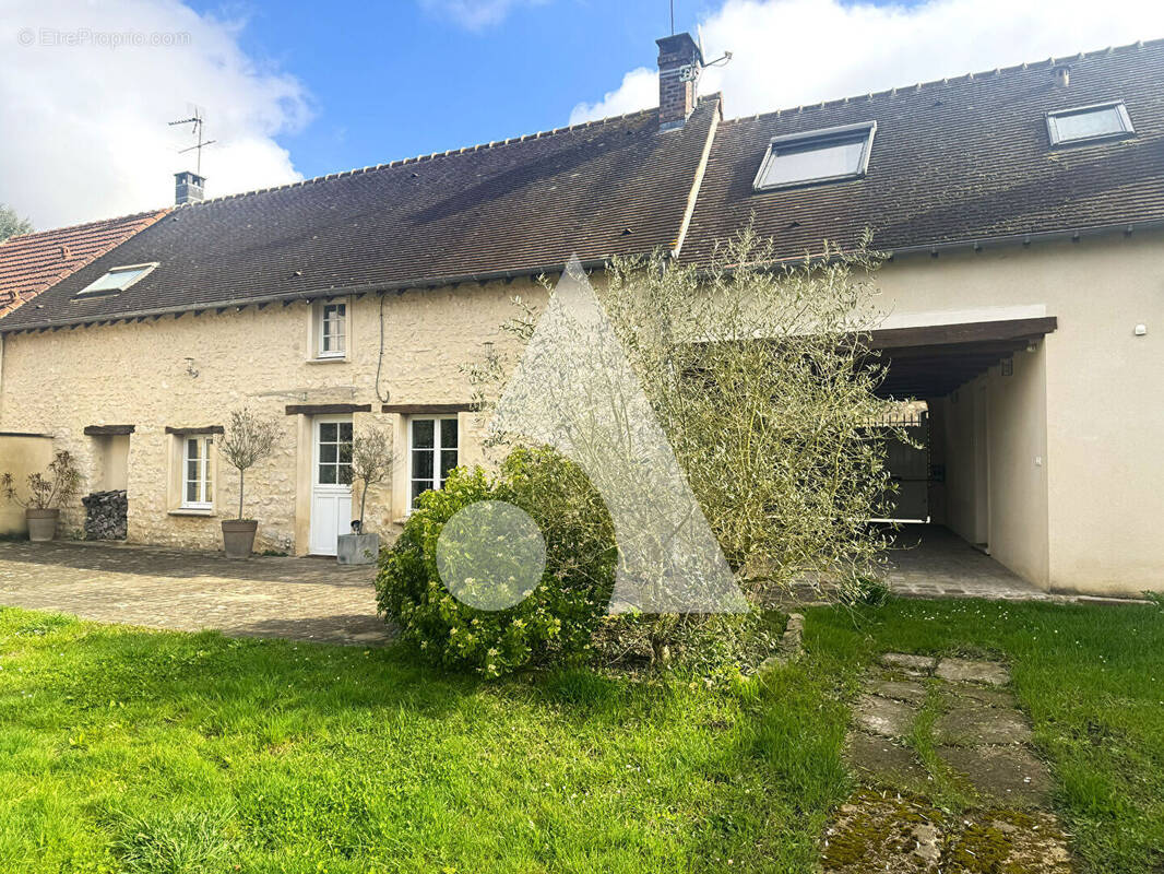 Maison à BAULNE