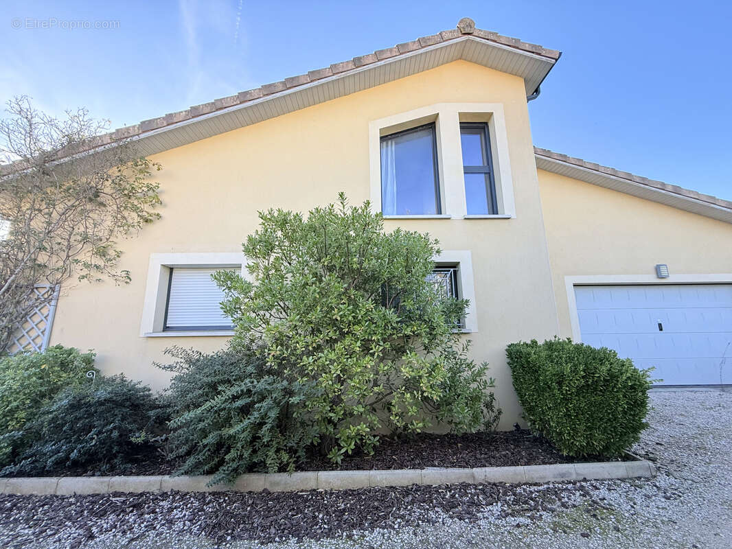 Maison à FONTENILLES