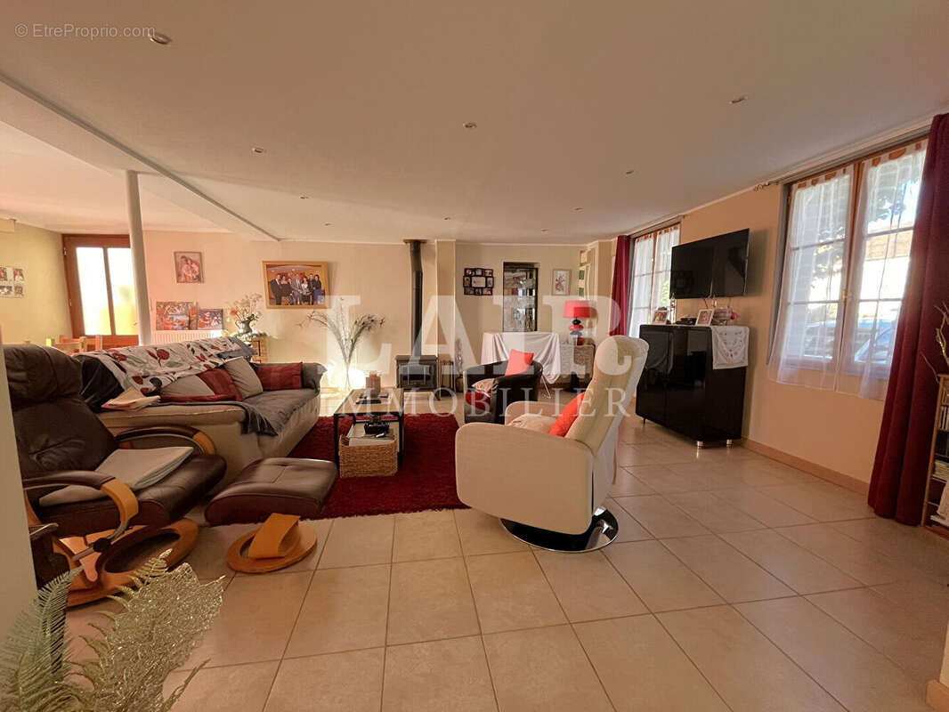 Maison à MORTAGNE-AU-PERCHE