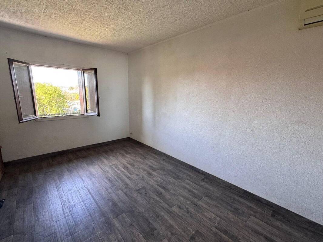 Photo 1 - Appartement à PEZENAS