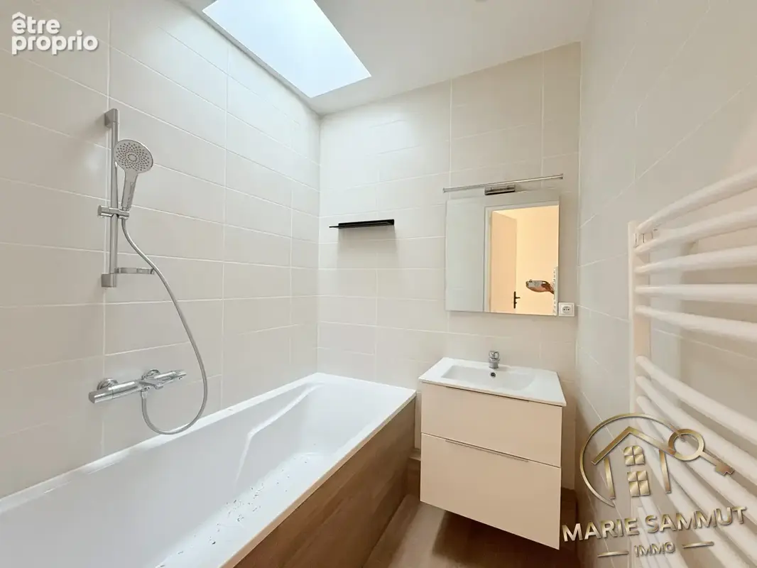 Maison 4 pièces 94 m² à vendre à Saint-Genies-Des-Mourgues (34160) - photo 8