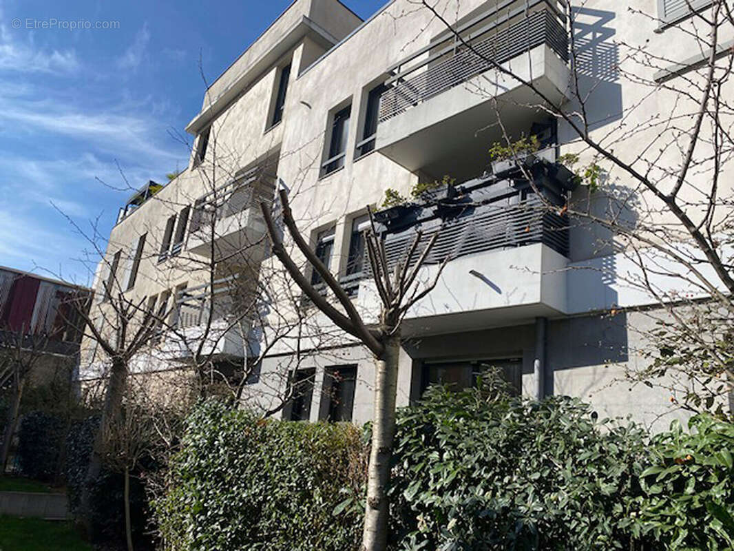 Appartement à AUBERVILLIERS