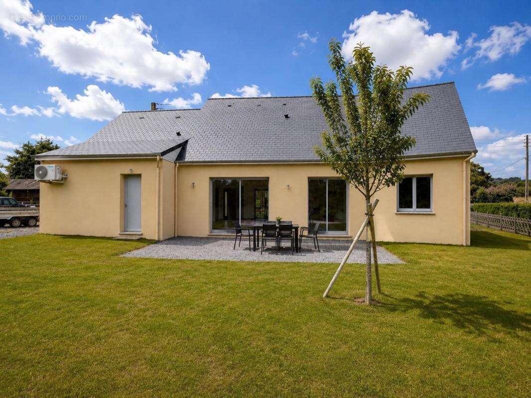 Maison à CONNERRE