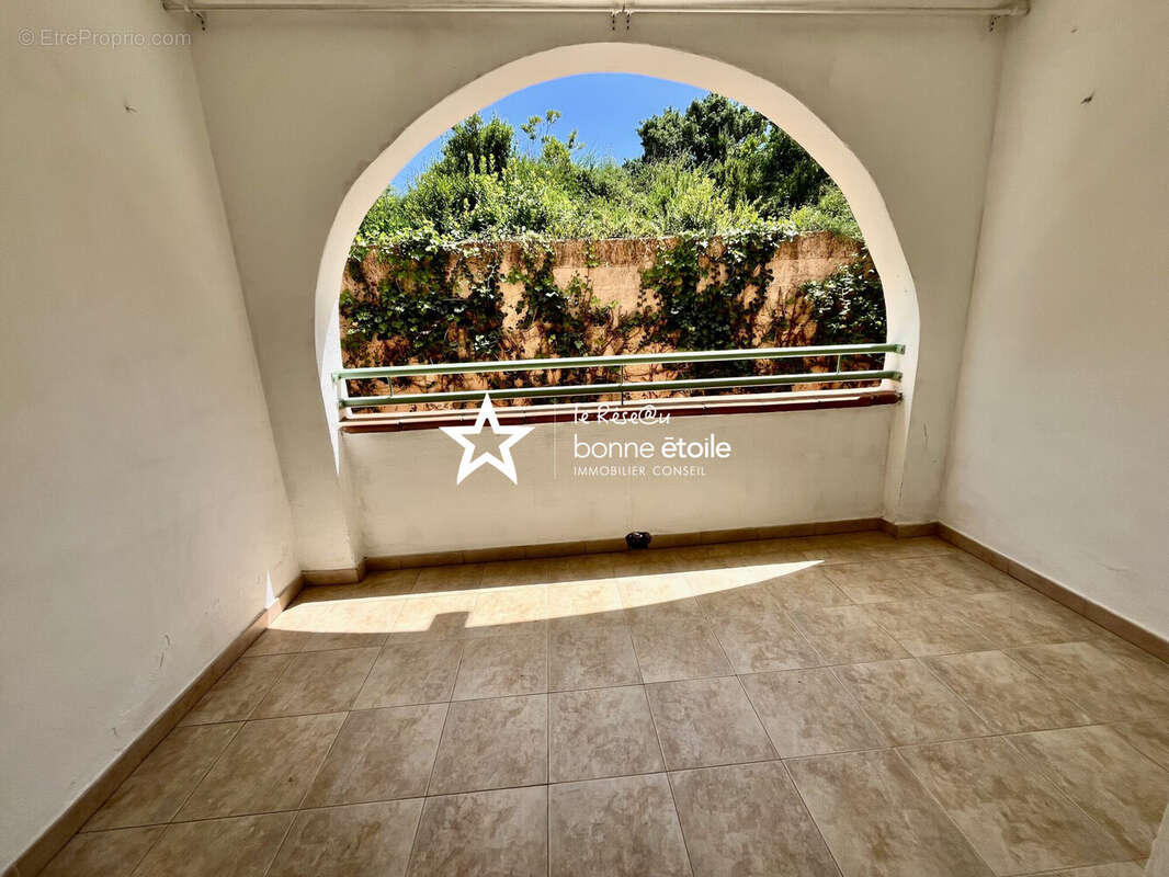 Appartement à LINGUIZZETTA