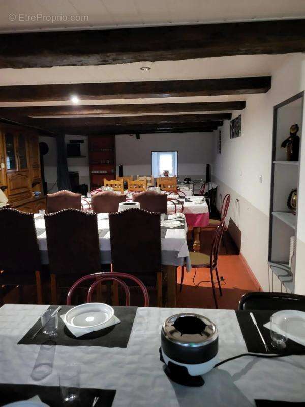 Maison à MONTECHEROUX