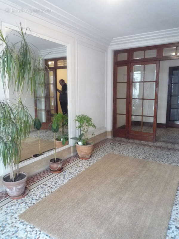 Appartement à PARIS-7E