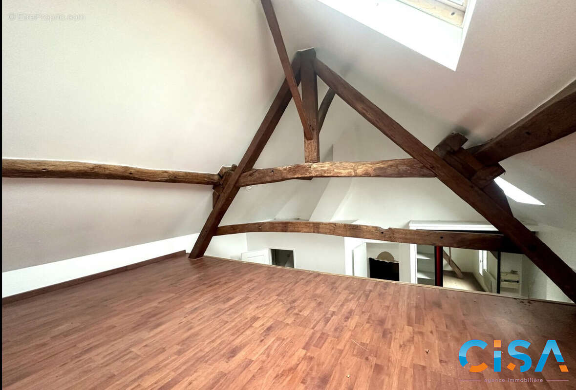 Appartement à PIERRELAYE