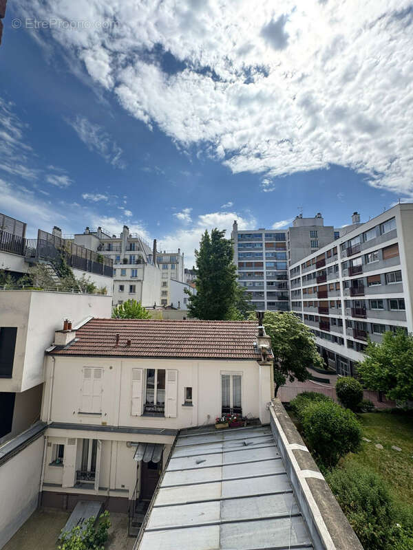 Appartement à PARIS-20E