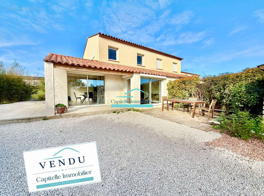 Maison à VIC-LA-GARDIOLE