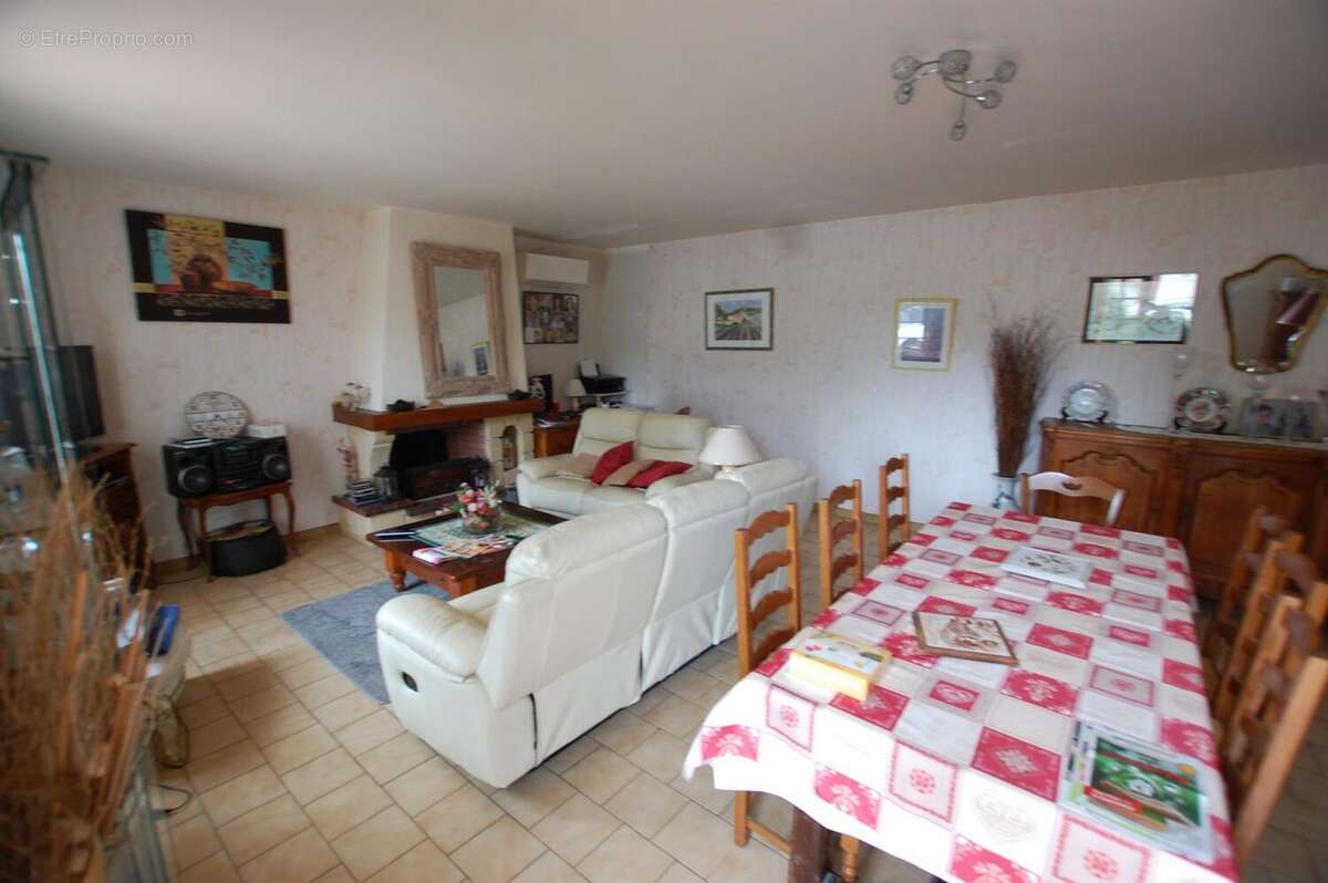 Photo 4 - Maison à SAINT-GERMAIN-DE-LUSIGNAN