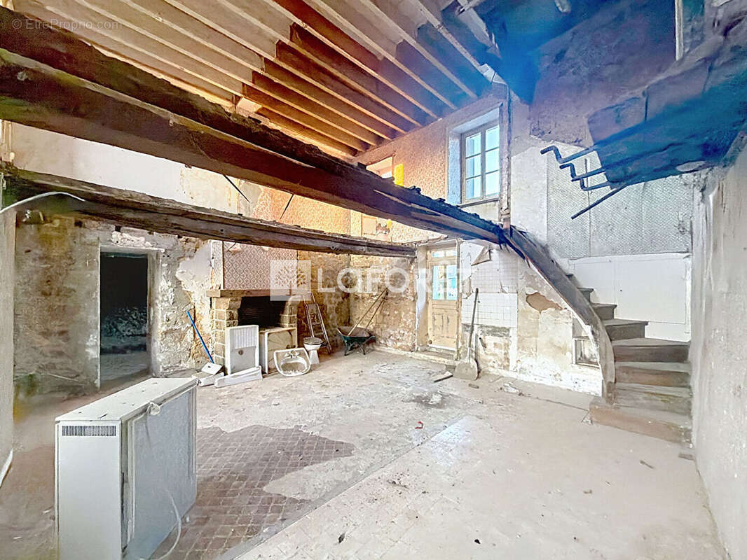 Maison à CHANU