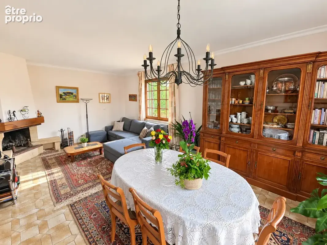 Maison T6 à Balma de 168m2 avec piscine et garage double ! - photo 3