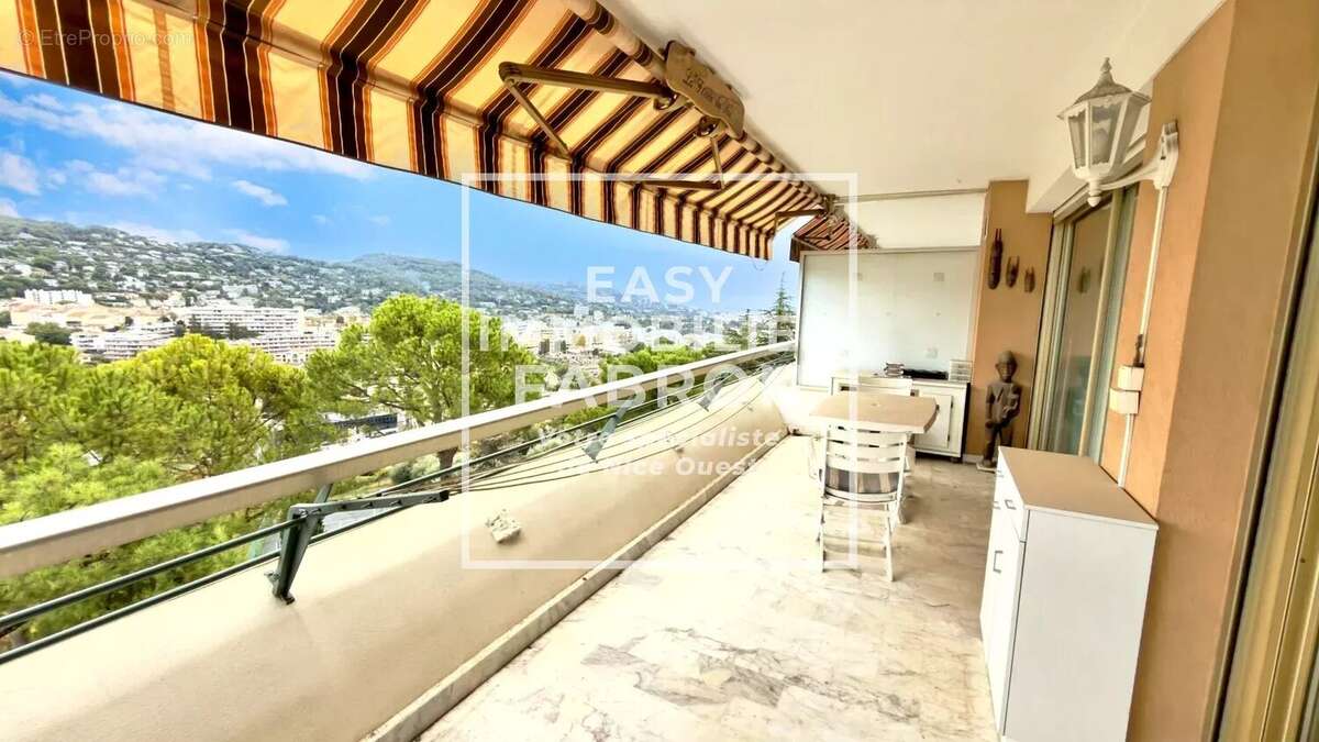 Appartement à LE CANNET